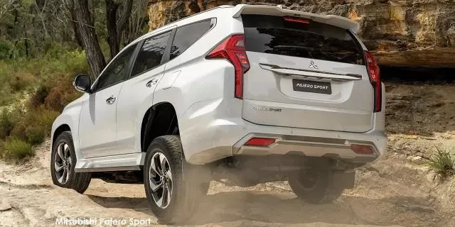 Vehicle Image for 4/7for Mitsubishi Pajero Sport 2.4DI-D