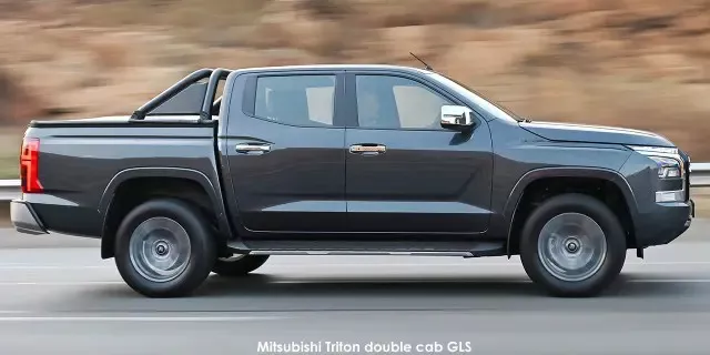 Vehicle Image for 10/10for Mitsubishi Triton 2.4DI-D double cab GLS 4x4 manual
